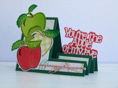 The apple of my eye
Step up card with apple2stamp set.
Keywords: apple card, apple2stamp, sizzix