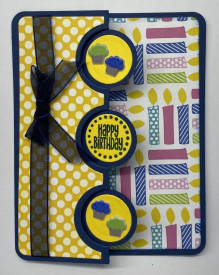 Happy Birthday 
Keywords: Happy Birthday; Triple Circle Flip-It