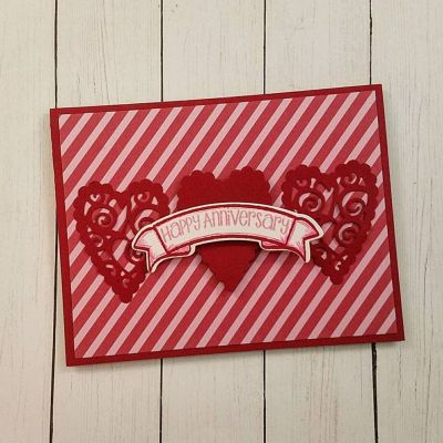 Keywords: Sizzix Scallop Heart Fold-it, morechalksayings2stamp, banner dies