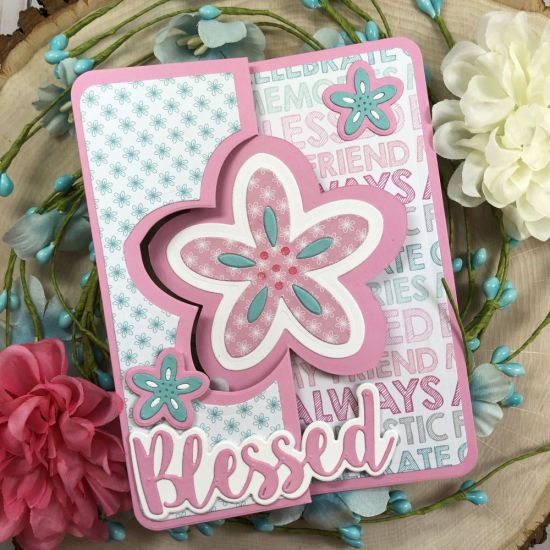 Flower_Flip_It_Closeup_Front_Styled_Lisa_Mears.jpg