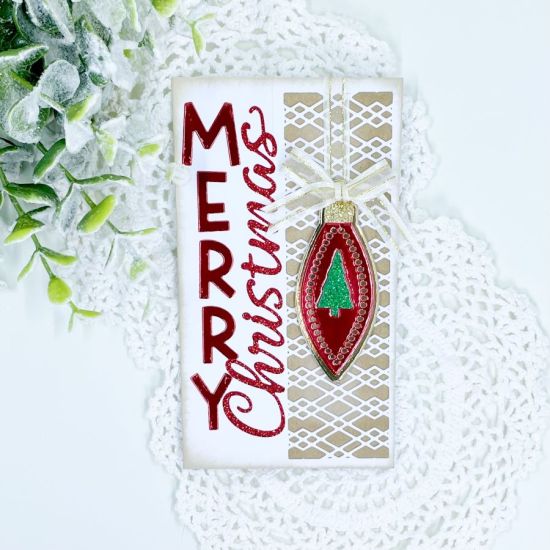 555898DC-35B2-40F3-8767-DDA12D418CDD
Keywords: Stand and say Merry Christmas 