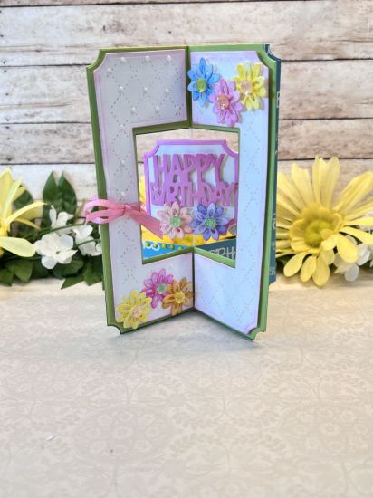 Reverse Corner Square Criss Cross Card
