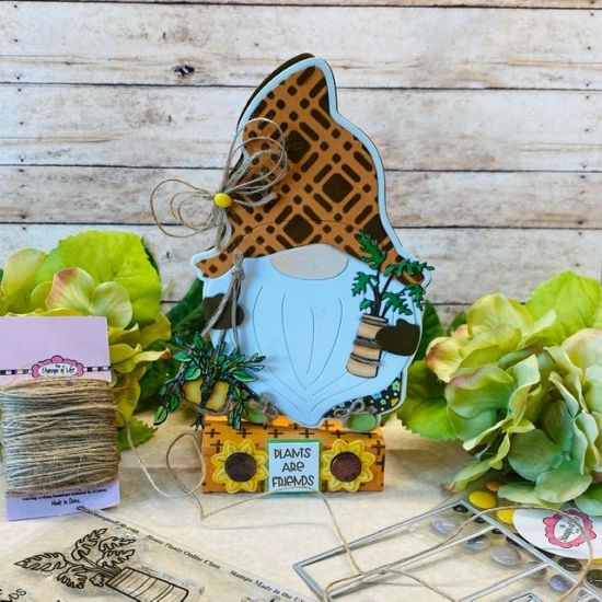 Gnome Plants are Friends online card
