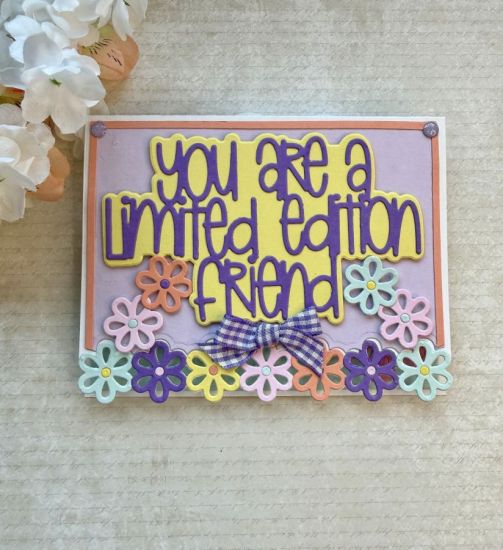Flower Fringe card dies A2
