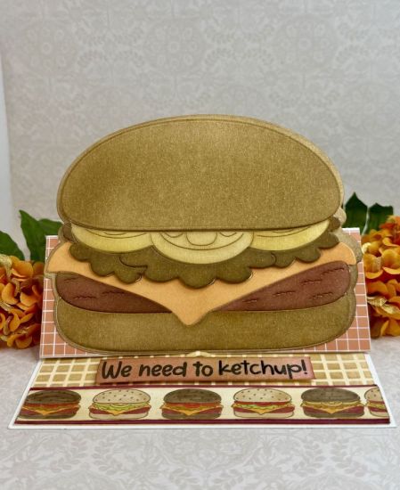 Hamburger (Fold-it Club June 2026)
Made into a Chili burger (lettuce colored to make the chili)
