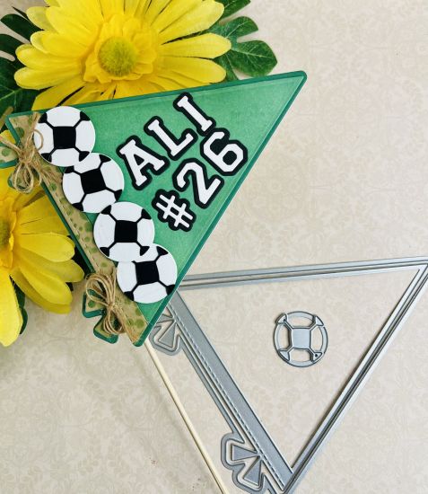 Pennant Fold- it Card
