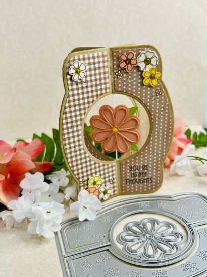 Elegant Criss Cross A2 Card Die Set
