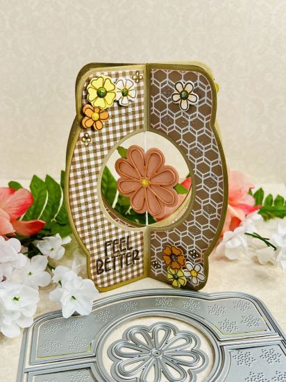 Elegant Criss Cross A2 Card Die Set
