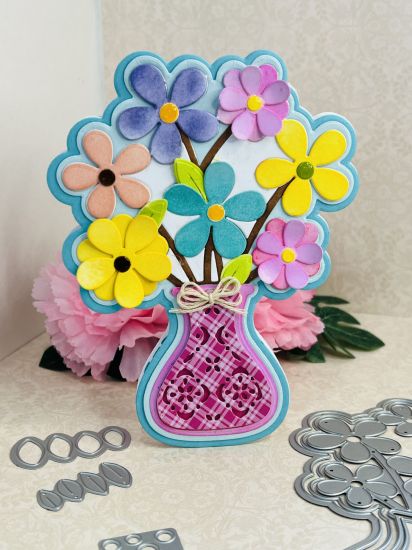 Flower vase Fold-it March Fold-it Club 2024
