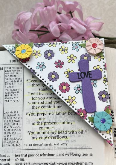 Triangle Bookmark
