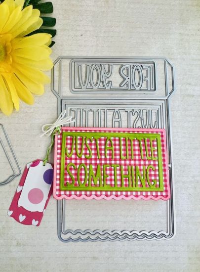 Scalloped Gift Card Holder
