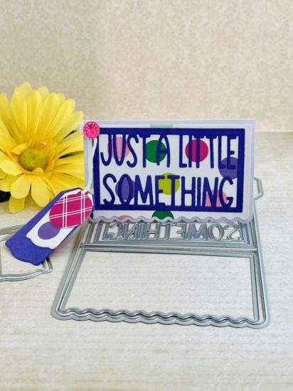 Scalloped Gift Card Holder

