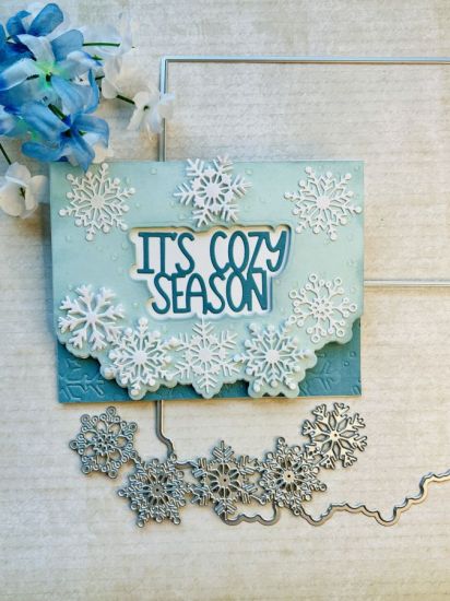 Snowflake Edge Card Die Set
Limited Edition Black Friday 2024
