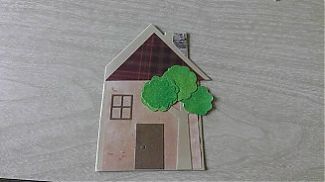 House_Fold-it_RESIZED.jpg
