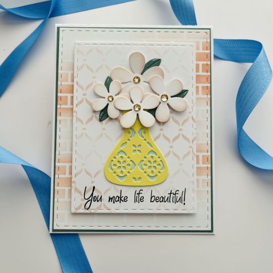 Keywords: Flower vase fold it