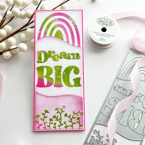 Keywords: Dream big slimline tri background
