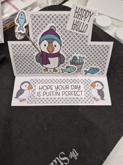 Puffin stepup
Use club and card kit
Keywords: Puffin a1standup