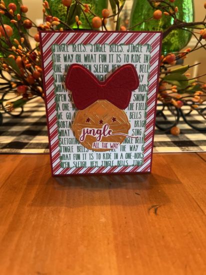 Christine van dean
Keywords: Wobble card