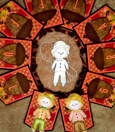 Grateful banner
Keywords: Scarecrow fold it BannerDies
