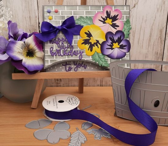 Pretty pansy class
Keywords: FloralSwishCard