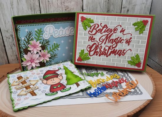 July 2022 Card Kit
Keywords: A1 deckle edge box poinsettia elf bracket tag tree peace brick stencil