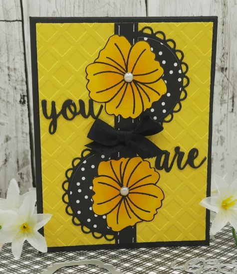 May 2023 Card Kit
Keywords: Flowers