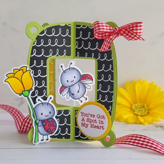Ladybug Criss Cross
Keywords: Criss Cross Card LadyBug