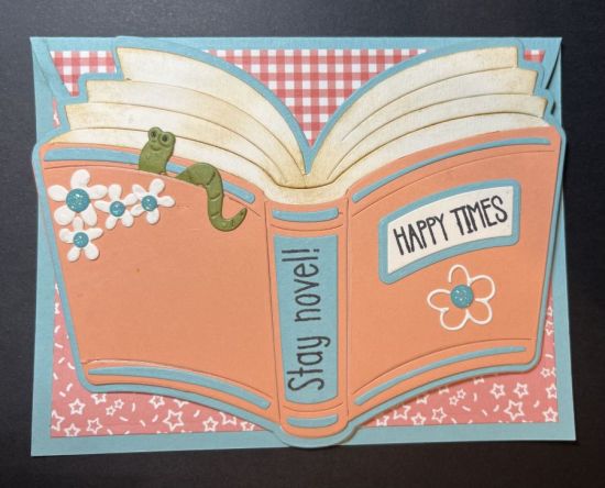 Open Book Fold-It
Cantaloupe and Sea Glass card stock 
Welcome Collection paper pad
Keywords: Open book folder-it