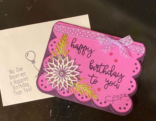 Happy birthday
Keywords: Single Scallop card die