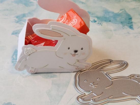 Gardenbunny Small Candy Box, top view
A cute bunny turned into a small candy box. 
Keywords: small box-it die gardenbunny2stamp