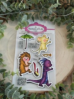 Keywords: umbrela mouse hedgehog lizard instruments parade