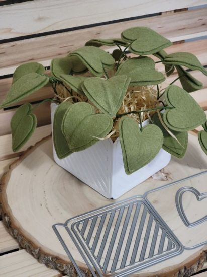 Keywords: felt planter