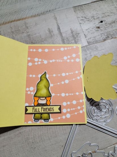 Keywords: fold over leaves fall gnomette