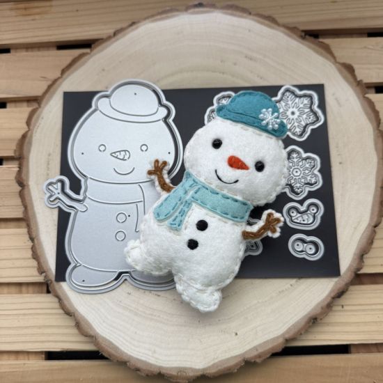 Keywords: wool felt, snowmen