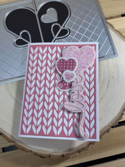 Keywords: love, hearts, pop up