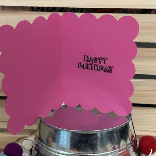 Keywords: cats birthday cupcake present