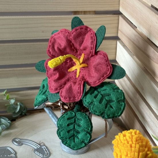 Keywords: wool felt hibiscus stitched