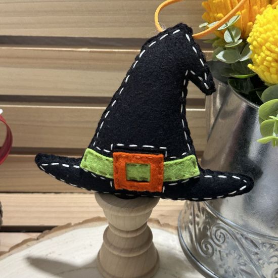 Keywords: witches hat wool felt