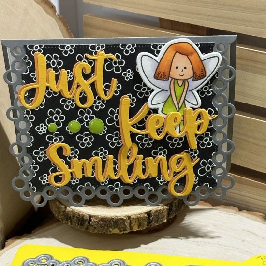 Keywords: circle edge fairy smile