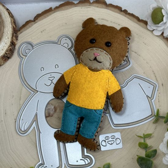 Keywords: bear wool felt stuffy