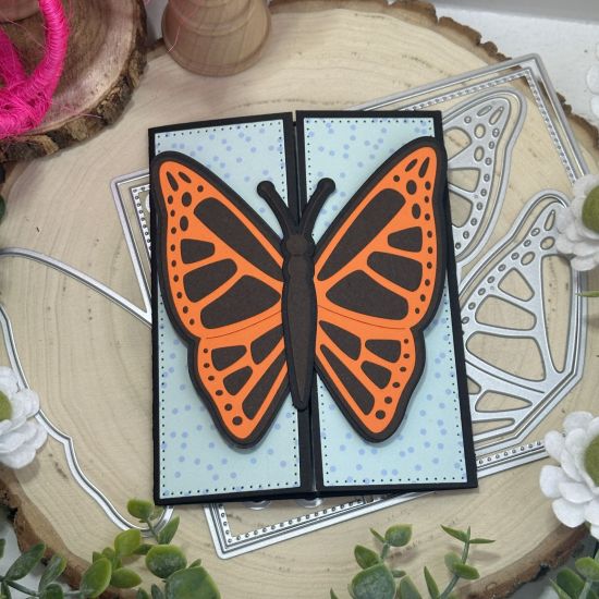 Keywords: monark butterfly