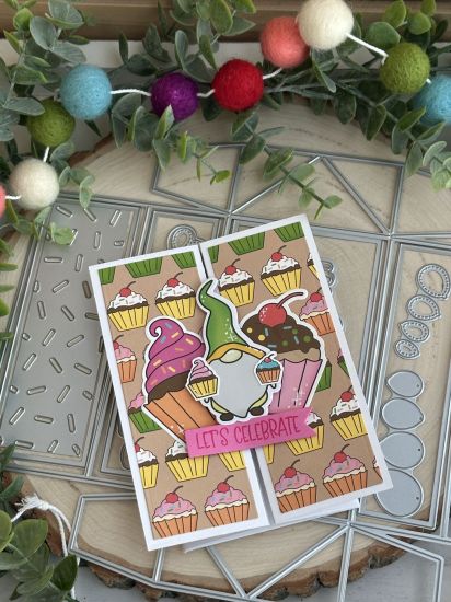 Keywords: gnome cupcake birthday