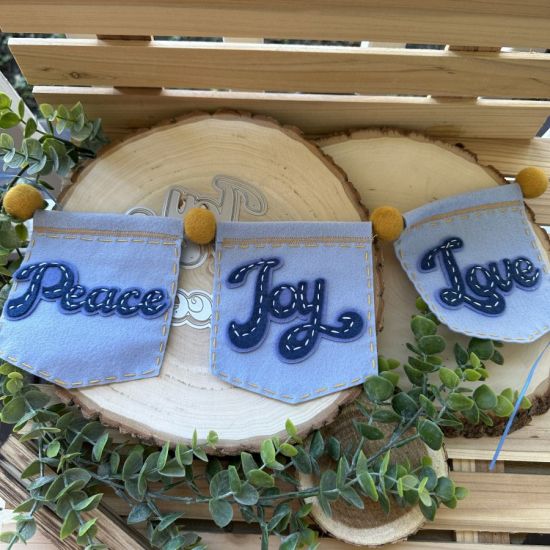 Keywords: BannerDies banner wool felt