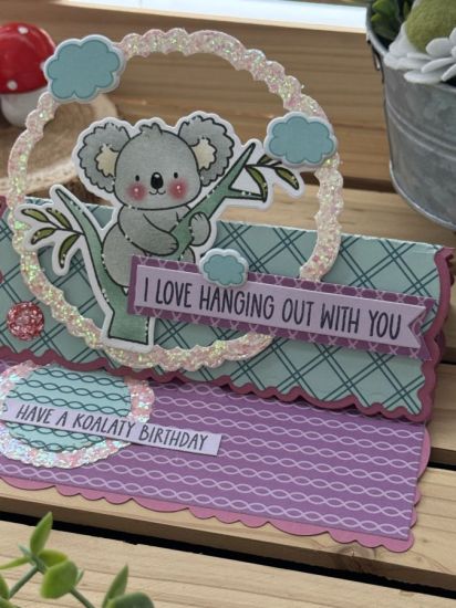 Keywords: stitch dot deckle edge