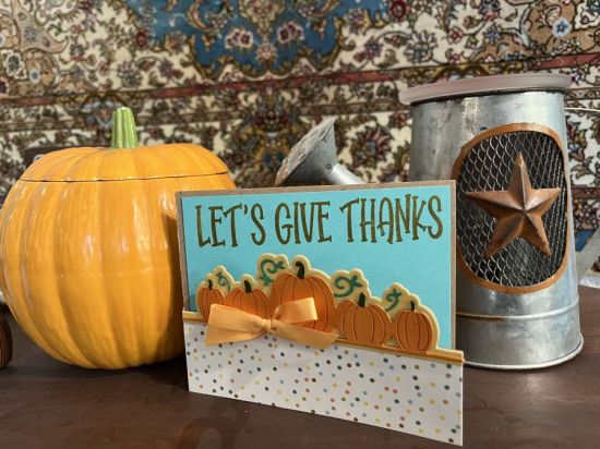 Happy Fall Die set turned into Dutch door card
Keywords: Happy Fall Border Die Set, pumpkins