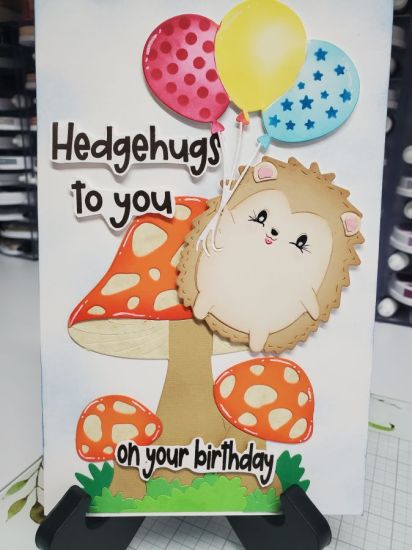 Hedgehugs
Hedgehogs Birthday
Keywords: Hedgehog   Mushroom 