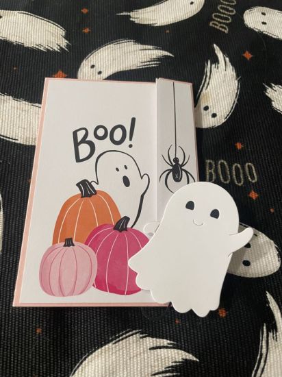 Halloween Ghost
I used the Halloween postage stamp fold-it ghost in my Craft Roulette submission
